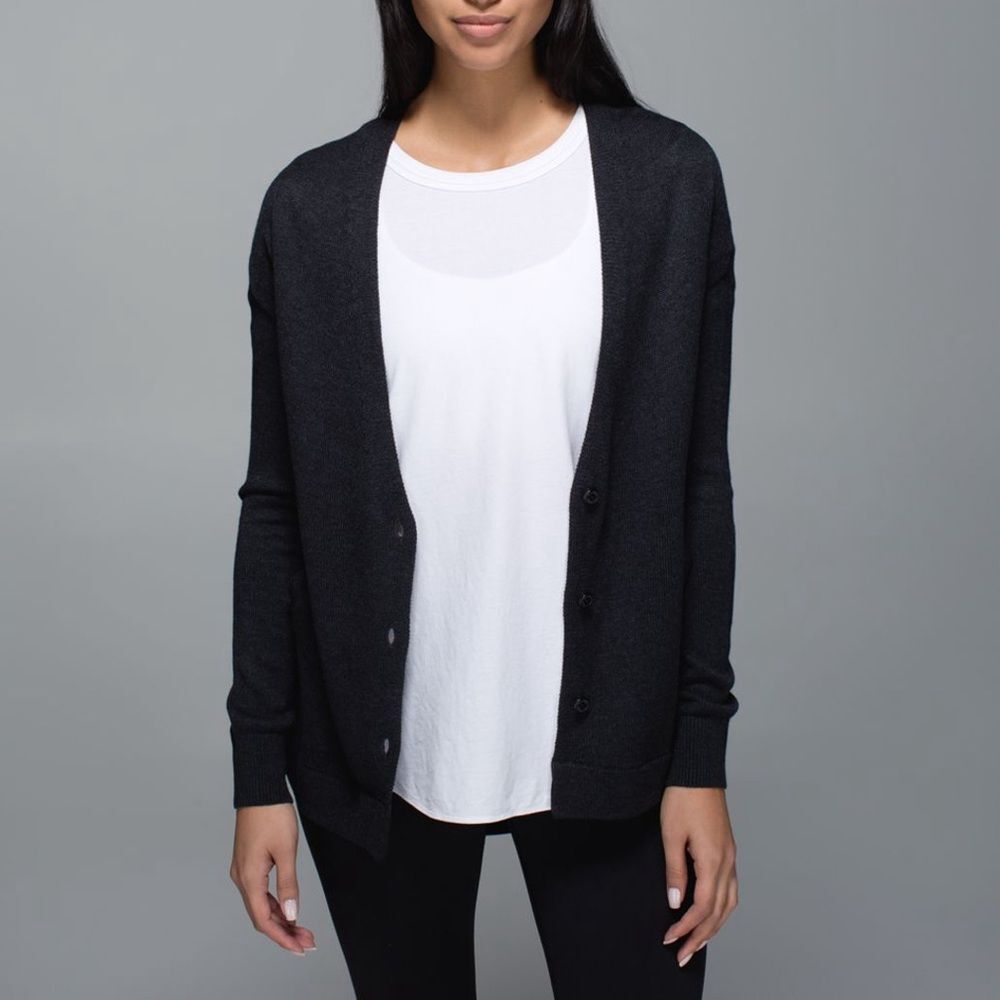Lululemon Heathered Navel Blue Cardi In The Front Worn In Cardigan Size 6